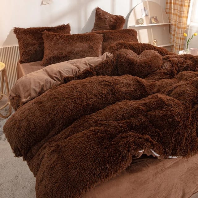 IMG-20240715-WA0336 Luxury designs Velvet plush Fluffy Duvet set - Image 1