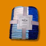 Fleece blankets - Image 9