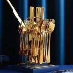 Gold cutlery set