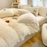 Luxury designs Velvet plush Fluffy Duvet set - Image 2