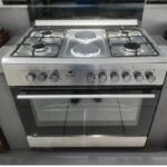 4 Gas 2 electric standing cooker